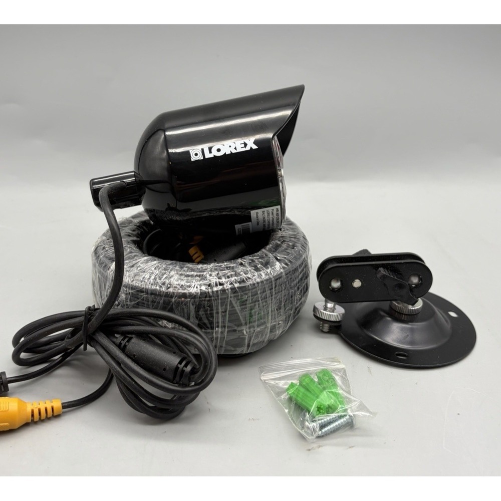 Lorex MC6950 AIS Color Security Camera  & Cable 480TVL